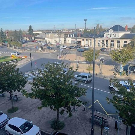 T2 Face Gare Sncf Appart Hotel Le Cygne 1 Bourges Ngoại thất bức ảnh
